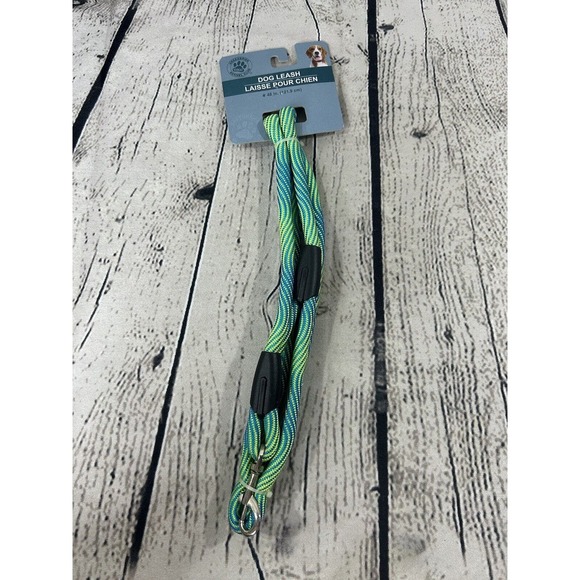 Blue and Green Dog Leash - Picture 1 of 3